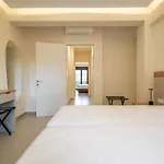 Sithoniars Mercer Luxury Maisonette בית נופש *