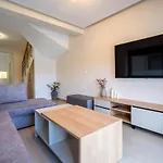 Sithoniars Mercer Luxury Maisonette בית נופש ניקיטי