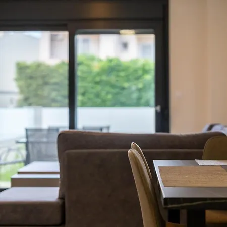 Дом отдыха Sithoniars Mercer Luxury Maisonette